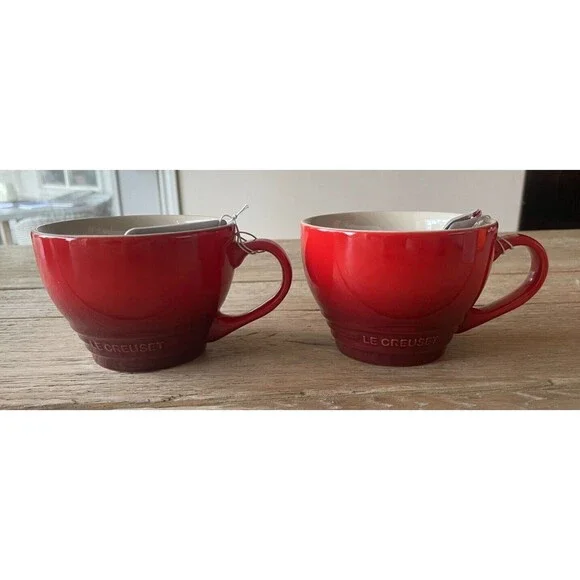Le Creuset Stoneware Set of 2 Bistro Mug Giant Cappuccino Cup 14 oz Cerise NEW - Picture 2 of 10
